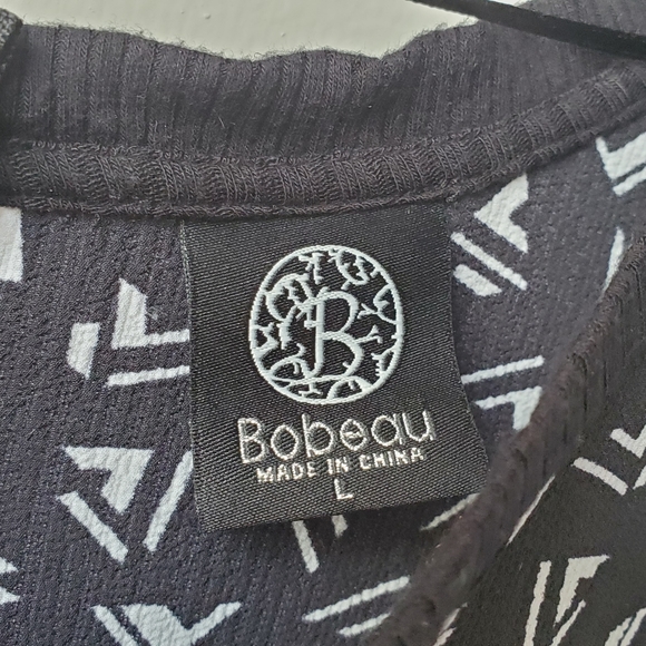 Bobeau Flowy Top - Picture 7 of 14